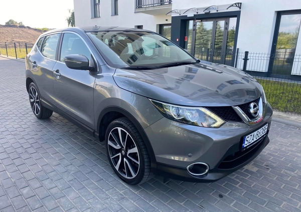 Nissan Qashqai cena 59900 przebieg: 105100, rok produkcji 2014 z Gościno małe 781